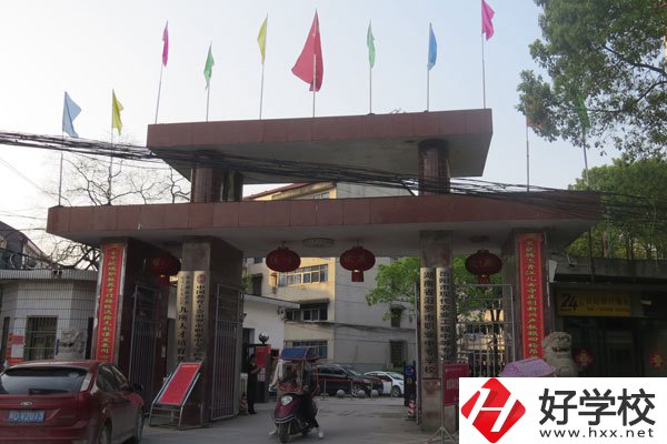 岳陽(yáng)市汨羅市有幾所職校?是什么性質(zhì)的?