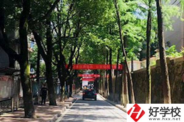 長沙航天學(xué)校地址在哪里，校園環(huán)境如何？